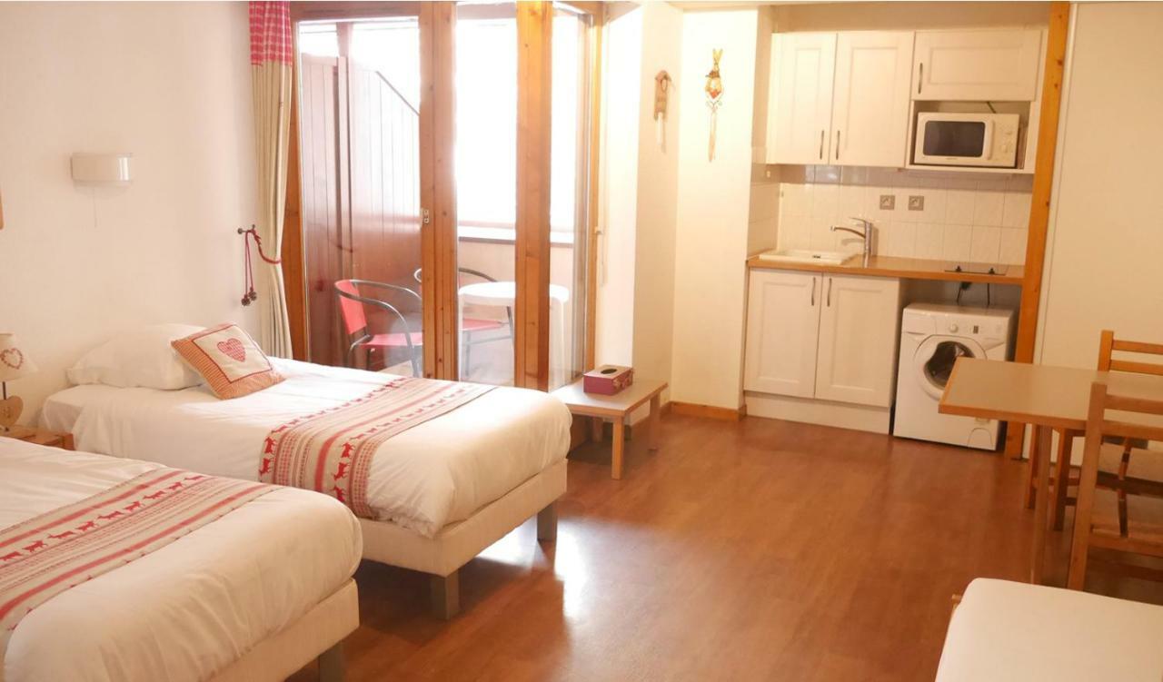 Le Grand Chalet - Le Studio Brides-les-Bains Esterno foto